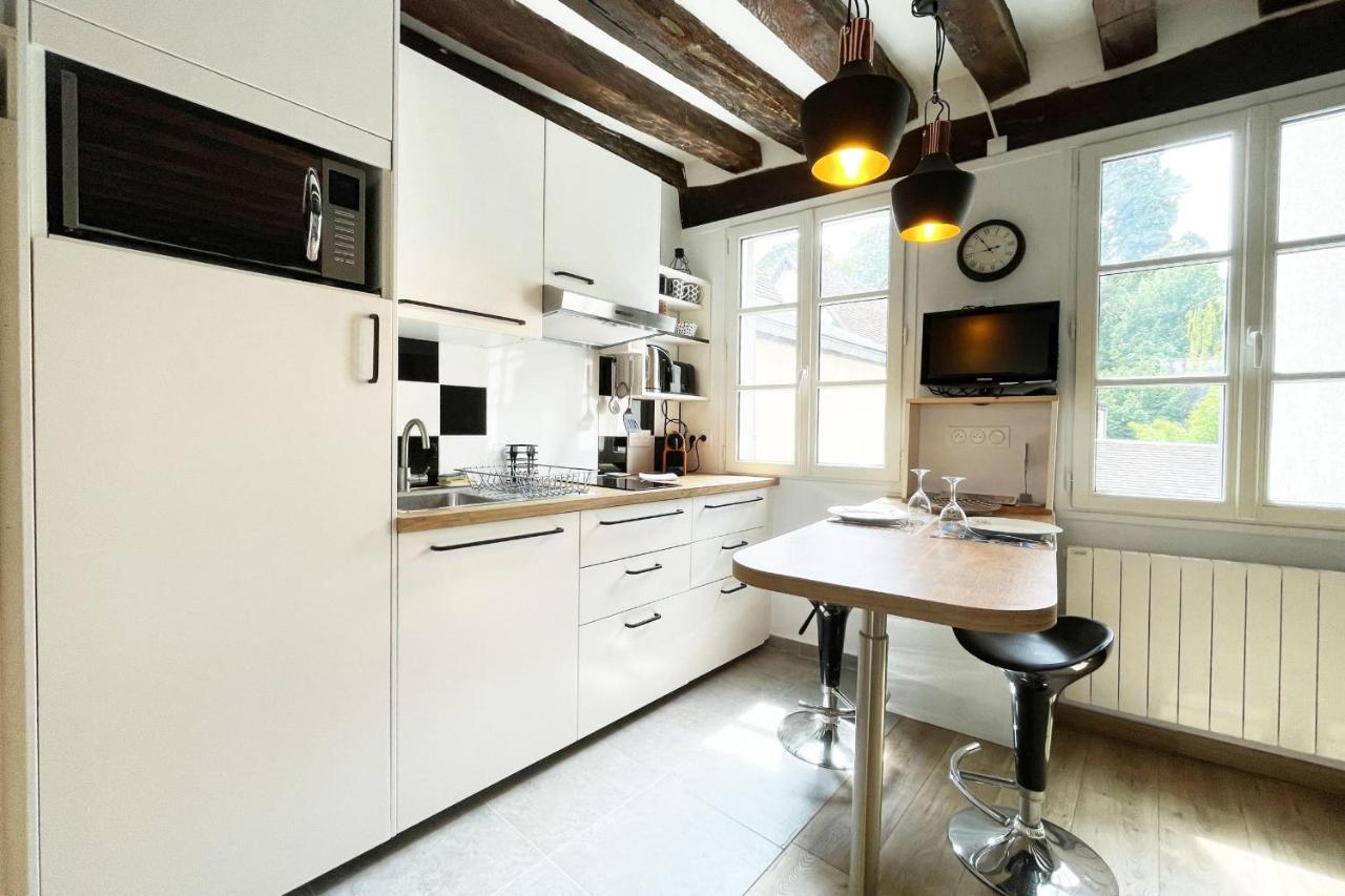 Arts Et Histoires Apartment Шартър Екстериор снимка