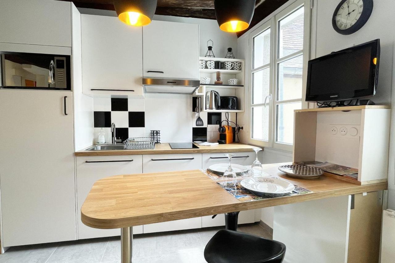 Arts Et Histoires Apartment Шартър Екстериор снимка